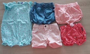 Lot barboteuse et shorts