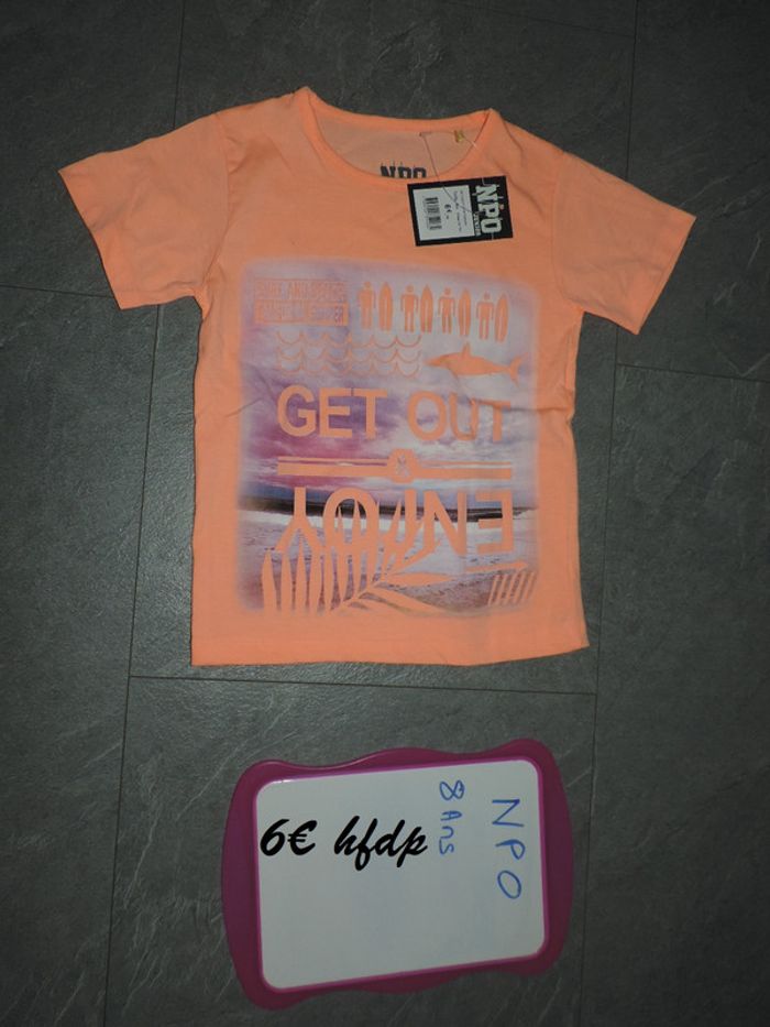 tee shirt NPO taille 8 ans