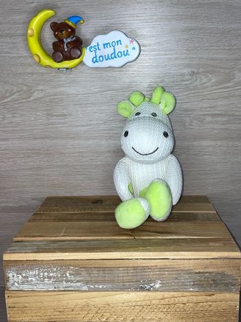 SOL223 doudou girafe 🦒 tommee tippee