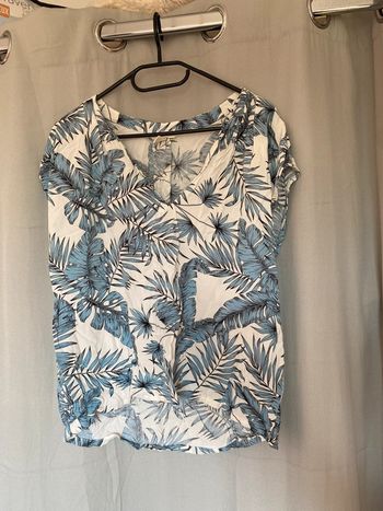 Jolie blouse à manches courtes & motifs fleuris • H&M • Taille 38