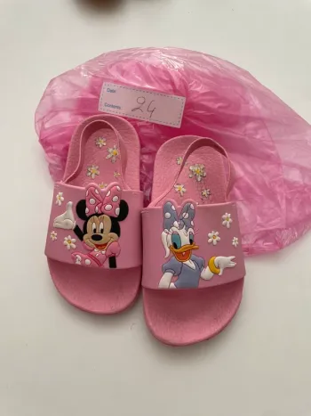 Claquette taille 24