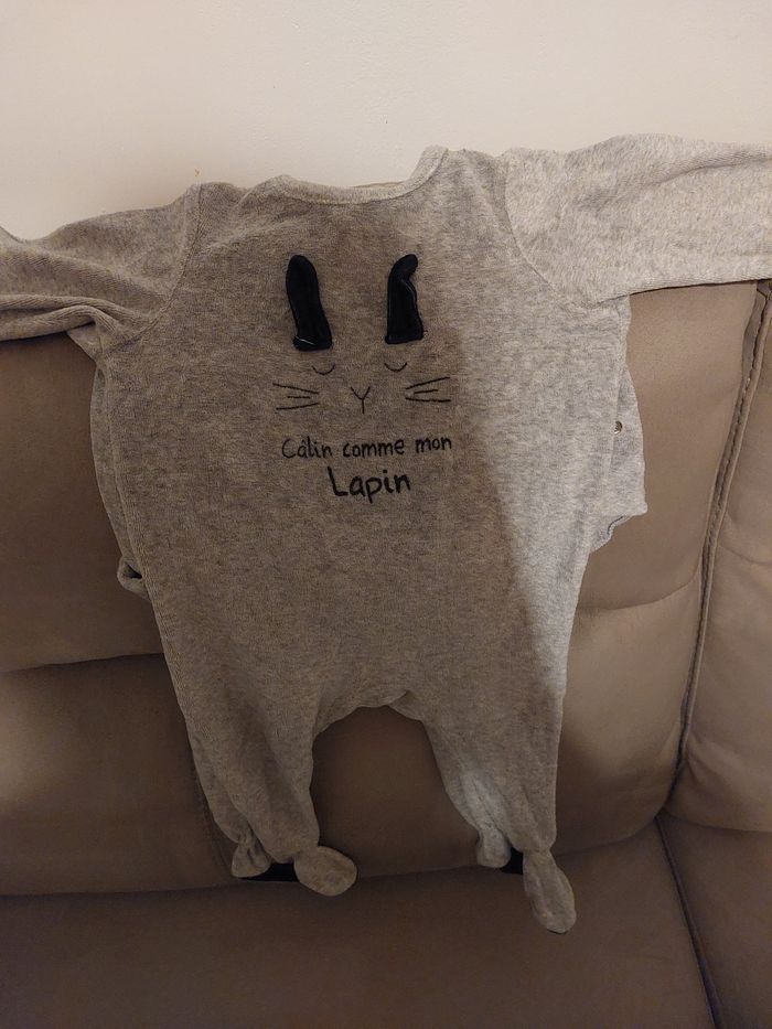 Lot pyjamas 12 mois - photo numéro 3