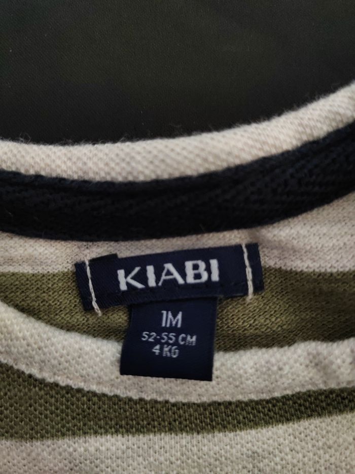 Pull 1 mois (kiabi) - photo numéro 2