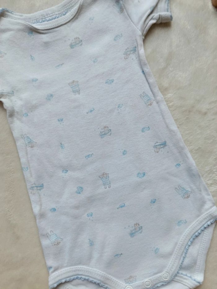 Lot bodies 3 mois Petit Bateau - photo numéro 8