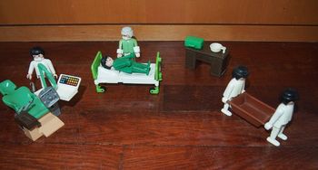 lot playmobil hôpital/dentiste