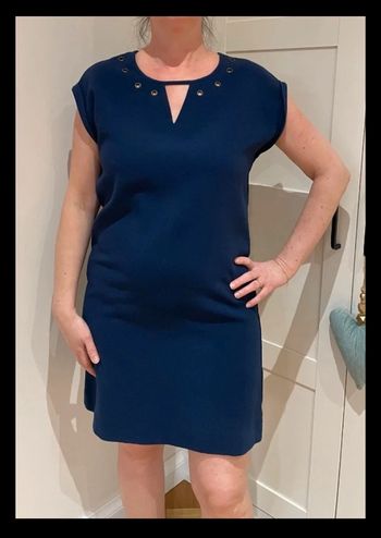 Robe marine taille 40