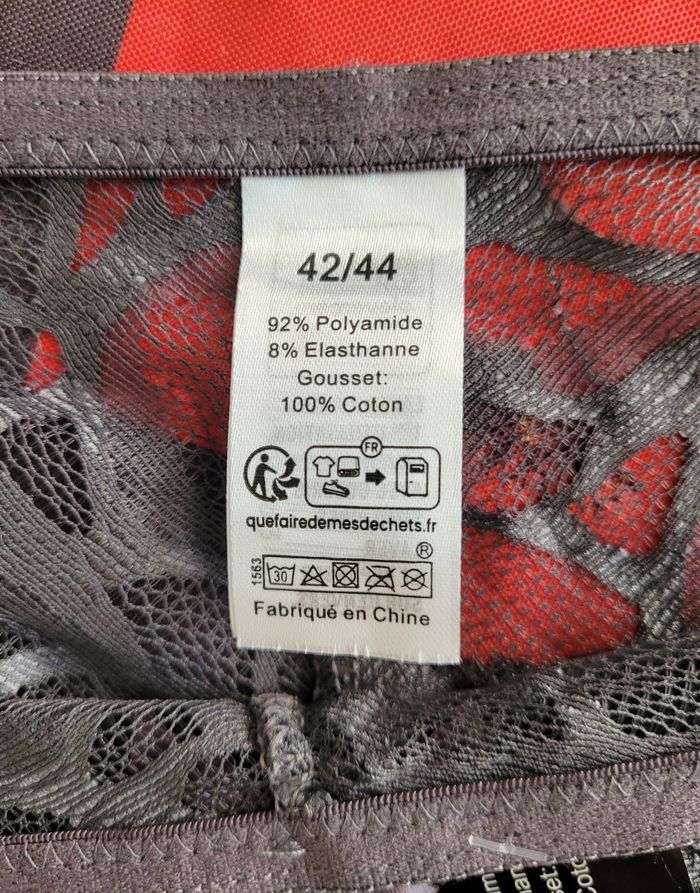 Culotte 42/44 - photo numéro 4