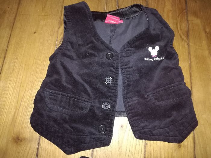 Superbe tenue Disney 6 mois 6€ - photo numéro 2
