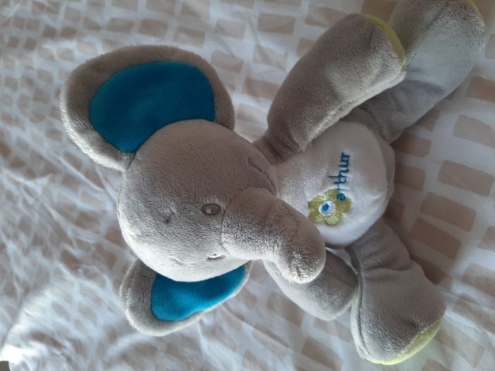 2 peluches éléphants gris - photo numéro 3