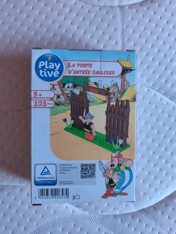Joli jeu Playtive la porte d'entrée gauloise Astérix