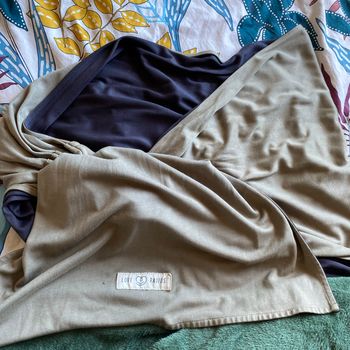 Écharpe de portage sans noeud