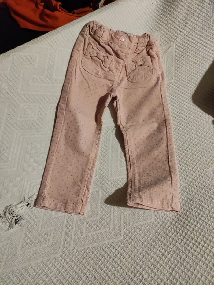Pantalon rose et point argente 24 mois - photo numéro 2