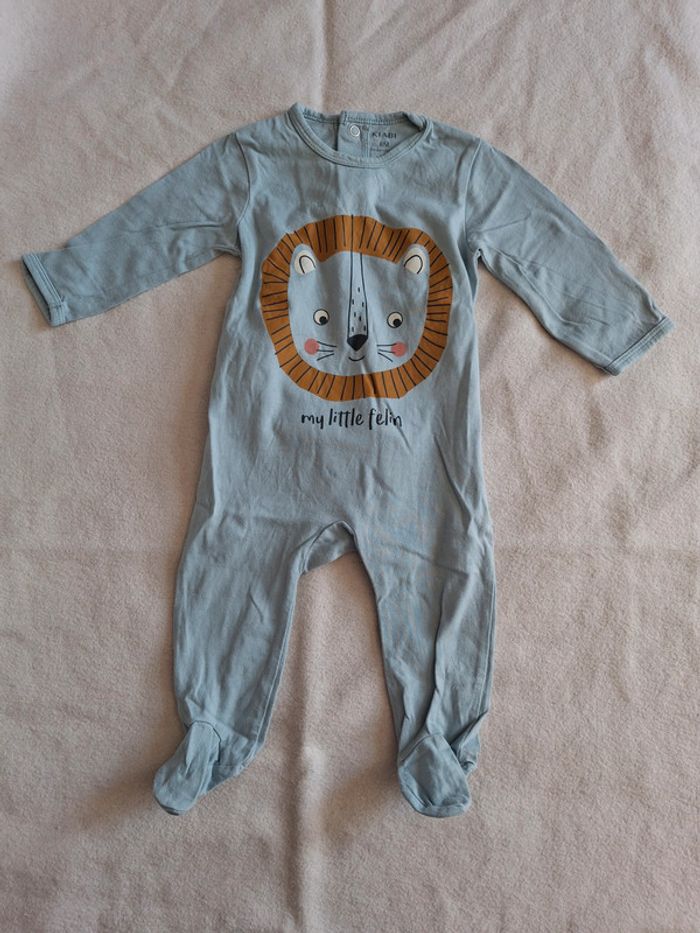 Pyjama/dors-bien 6mois