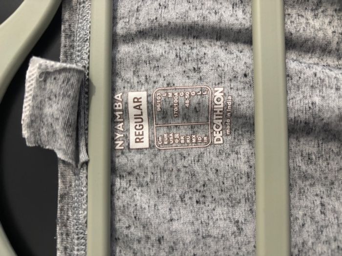 Tee-shirt gris Decathlon - photo numéro 3