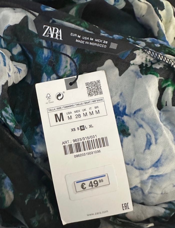 Robe à fleurs bleue et blanche Zara T38 M NEUVE - photo numéro 9