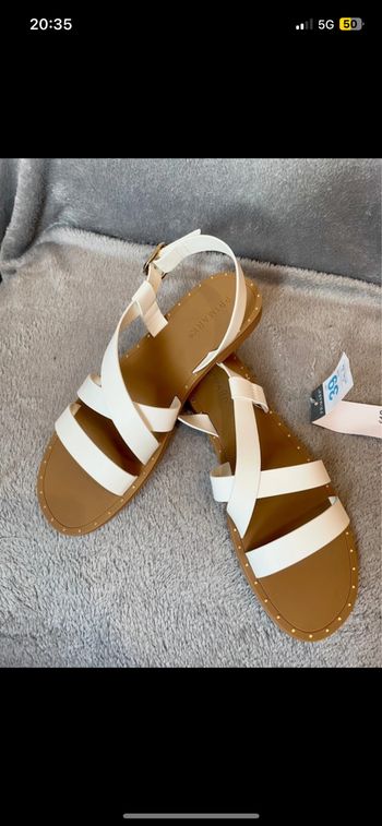 Sandalettes