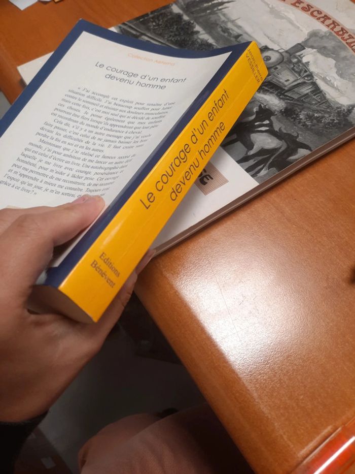 Livre extraordinaire le courage d'un enfant devenu homme - photo numéro 6
