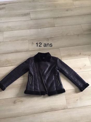 Manteau noir 12 ans
