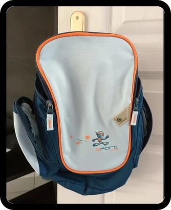 Sac à dos enfant, bleu marine et bleu clair Parfait état