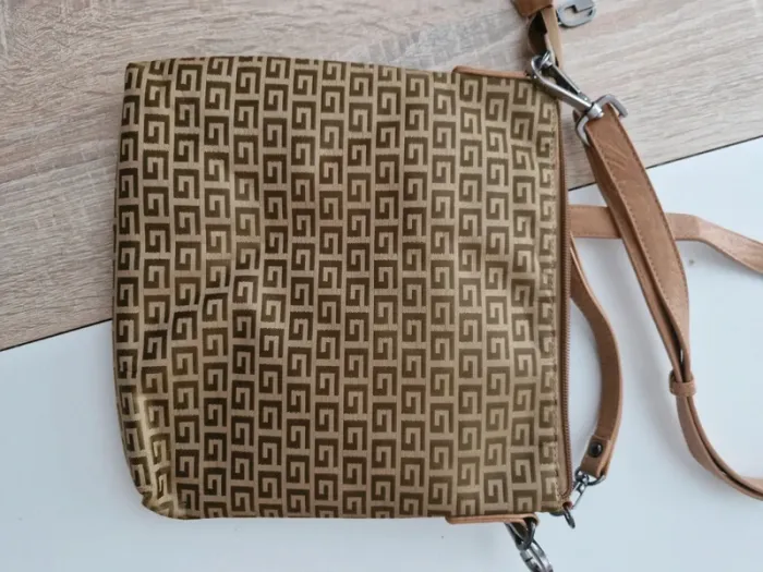 Sac bandoulière glitzy très bon etat - photo numéro 4