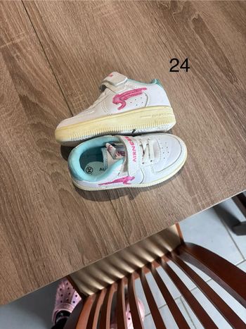 Chaussures 24