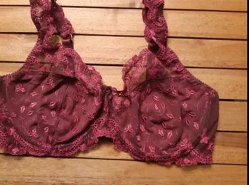 Soutien-Gorge  bordeaux  en  dentelle  - La Halle