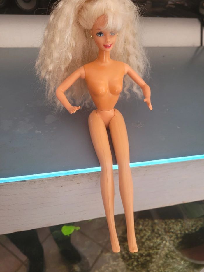 Barbie butterfly en excellent état - photo numéro 5