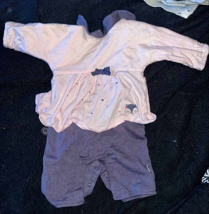 Ensemble 1 mois Aubert