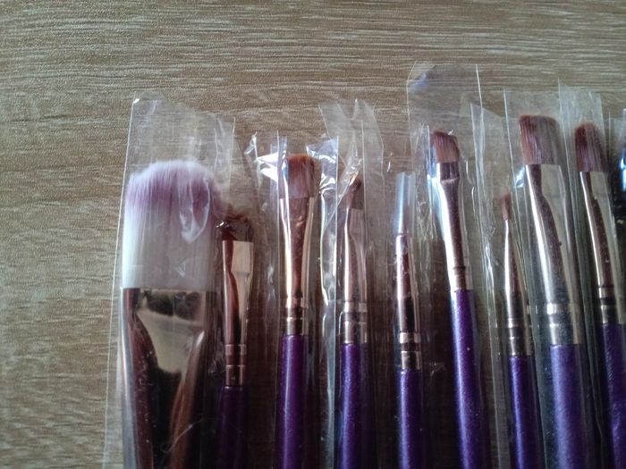 Pinceaux maquillage - photo numéro 2
