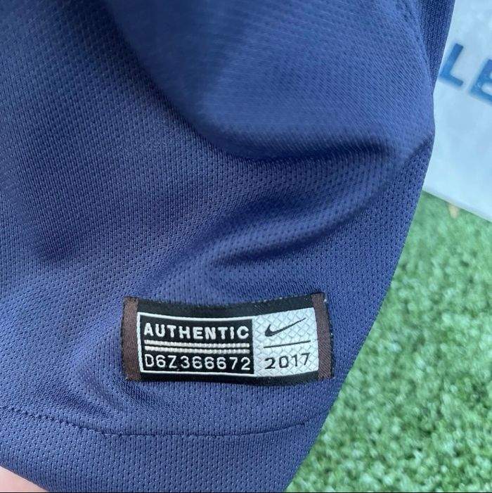 Maillot Neymar PSG - photo numéro 9