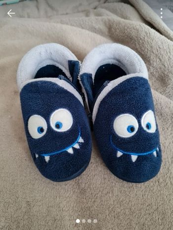 Chausson Isotoner T23