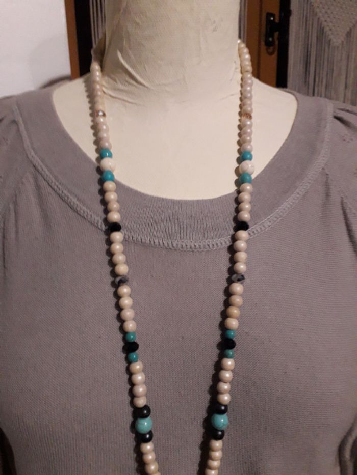 Sautoir perles de bois et vraies turquoises - photo numéro 3