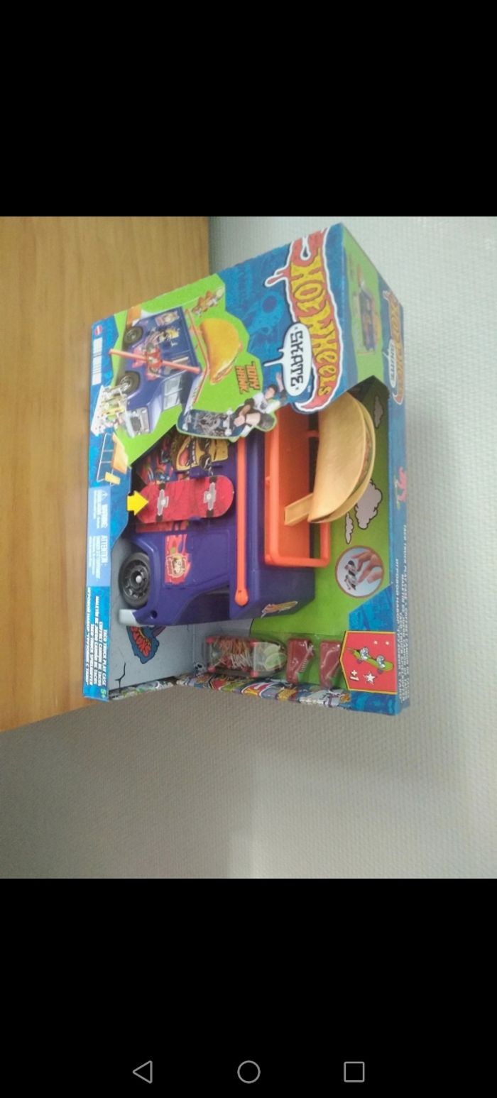 Hot wheels tacos fingers