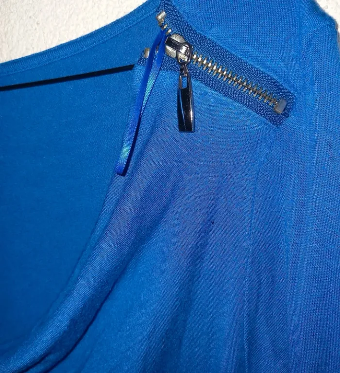 Tee-shirt taille L - photo numéro 3