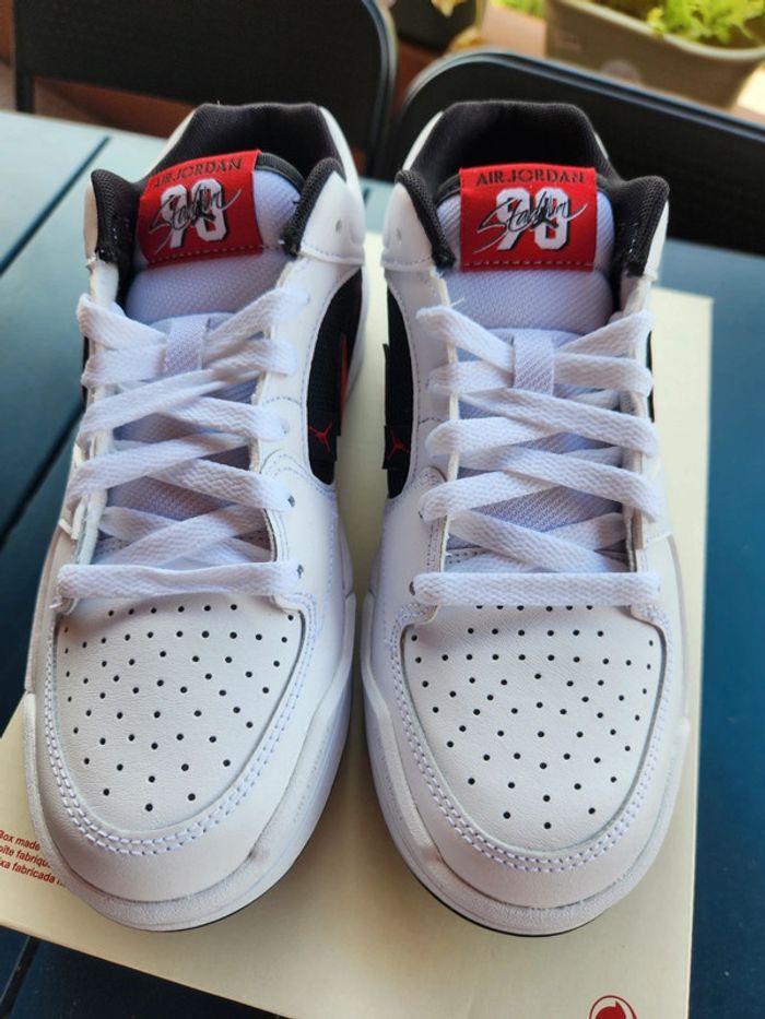 Nike Jordan stadium 90 Taille 37,5 garçon neuves - photo numéro 4
