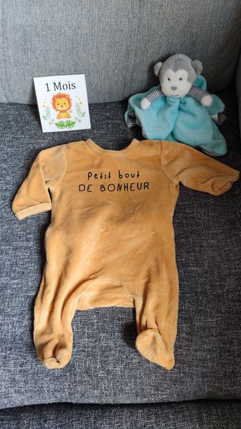 Pyjama 1 mois