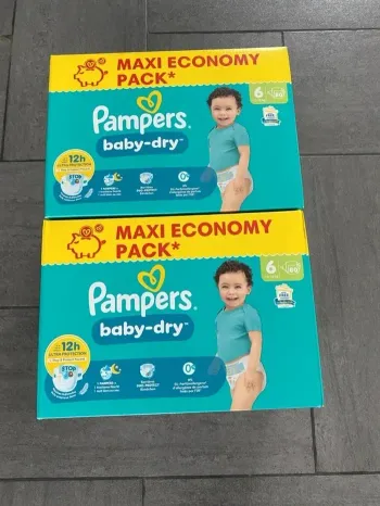 160 couches Pampers baby dry Taille 6 T6 lot