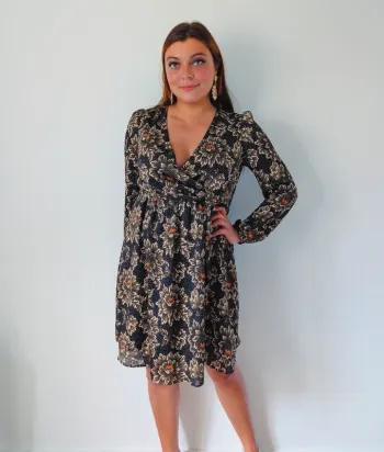Robe mi-longue cache-cœur automnale noire beige fleurie casual chic Promod Taille 36