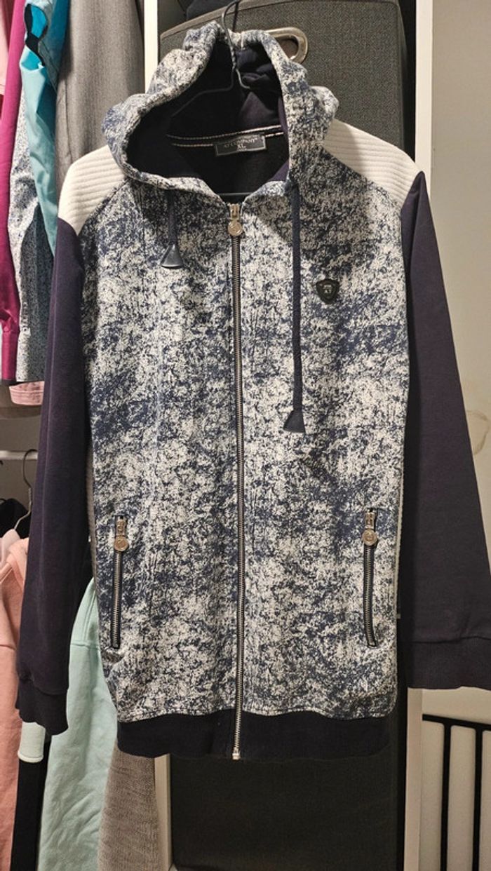 Veste zippée capuche