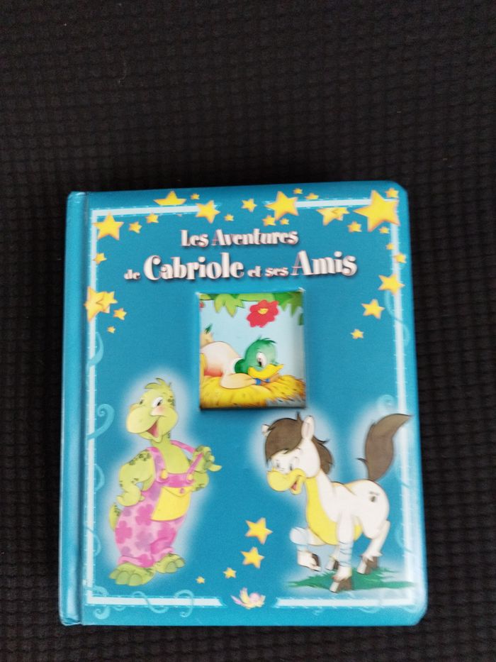 Livre Les Aventures de Cabriole et ses amis