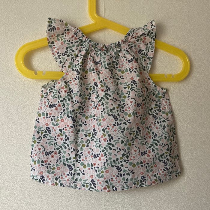 blouse fleurie bébé 6 mois - photo numéro 2