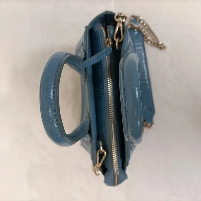 Petit sac à main bleu effet croco - petit format - bandoulière chaîne dorée - bon état S007 - photo numéro 10