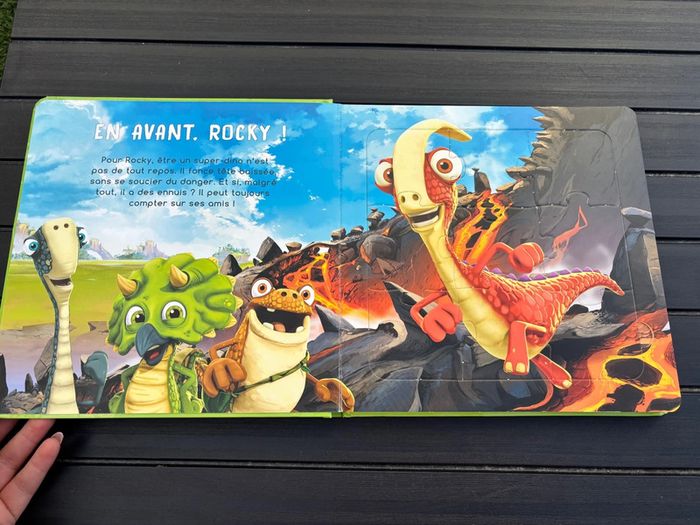 🌺Mon livre puzzle Gigatosaurus🌺 - photo numéro 2