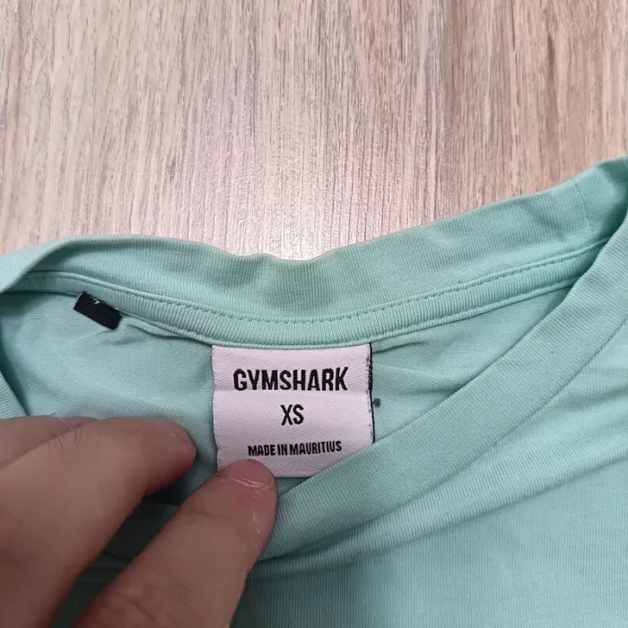 Teeshirt gymshark femme XS vert clair - photo numéro 3