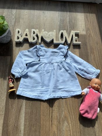 - Blouse Kiabi    - 12 mois  - Très bon état 