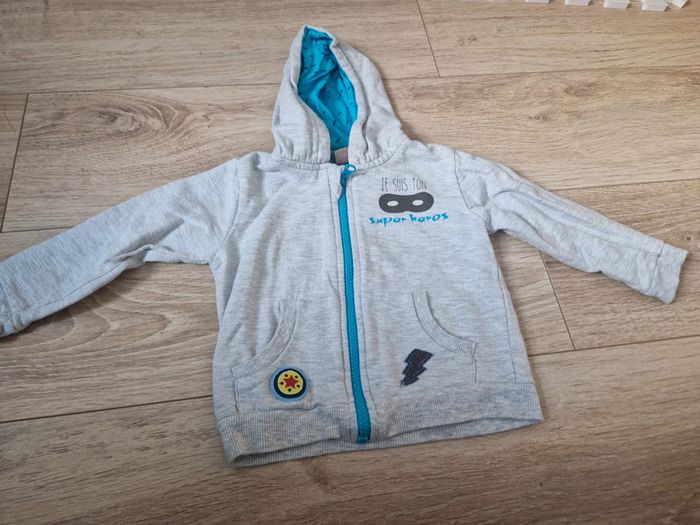 Lot 13 vêtements 12 mois, garçon, mi saison - photo numéro 17