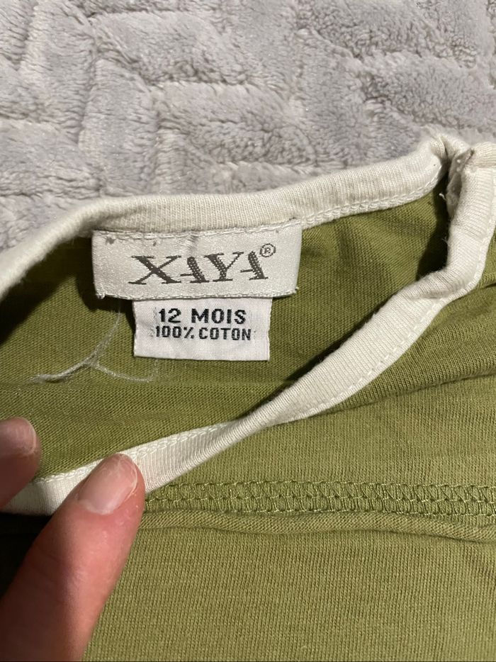 2 Tshirts manches courtes 12 mois - photo numéro 5