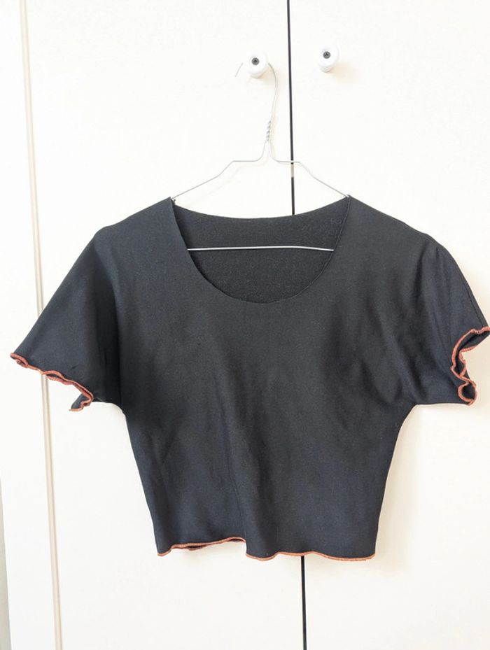 Crop top manches courtes taille M 38 neuf - photo numéro 3