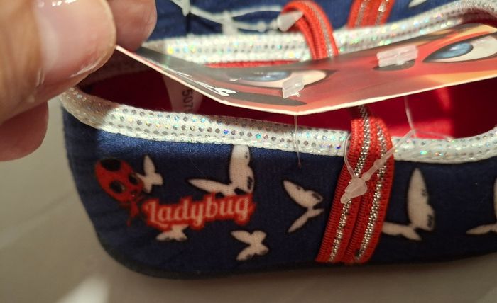 Pantoufles  Miraculous - photo numéro 3