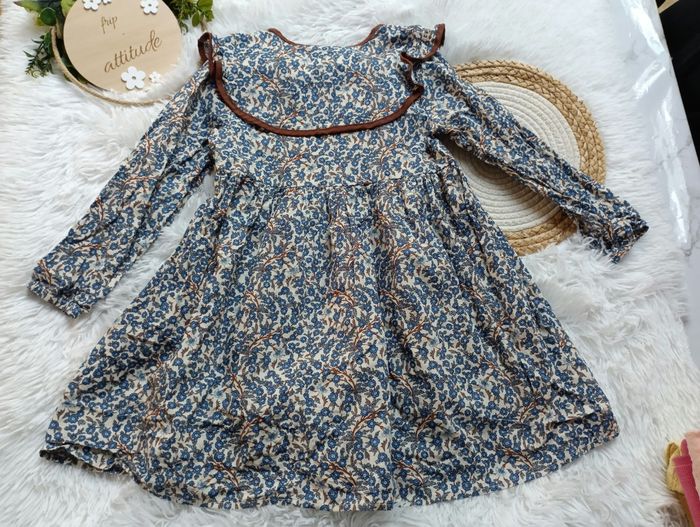 Magnifique robe avec manche 6 ans fille